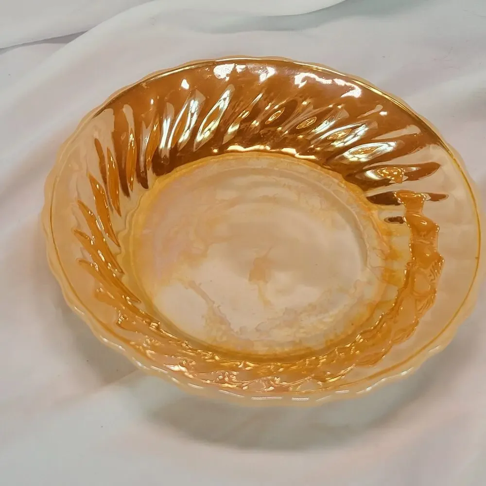 Set of 2 Anchor Hocking Fire King Peach Lustre Shell‎ Swirl Pasta Bowls 8 1/2